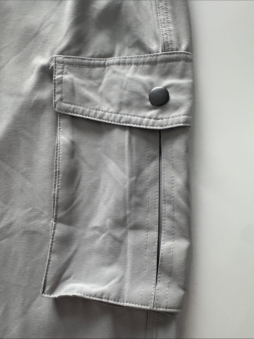 Light Gray Women's Cargo Ankle Pants with Drawstring Waist - Picture 4 of 8